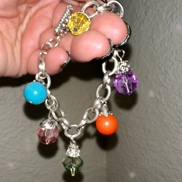Silver charm bracelet beaded with toggle closure - Picture 2 of 2